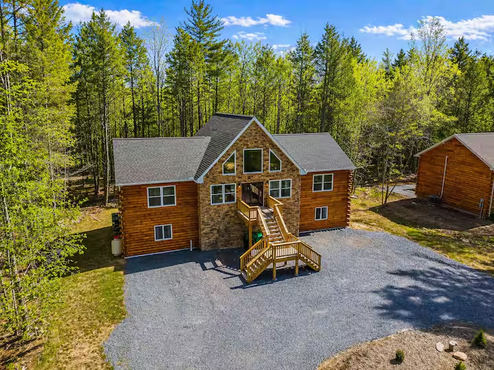 Log Cabin model — Poconos new construction